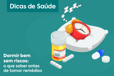 Banner com fundo verde e a ilustração de um travesseio com um despertador em cima e ao lado pílulas de medicamentos