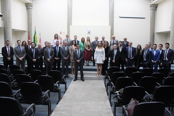 Presidente do TJSC em reunião com magistrados de Criciúma. 