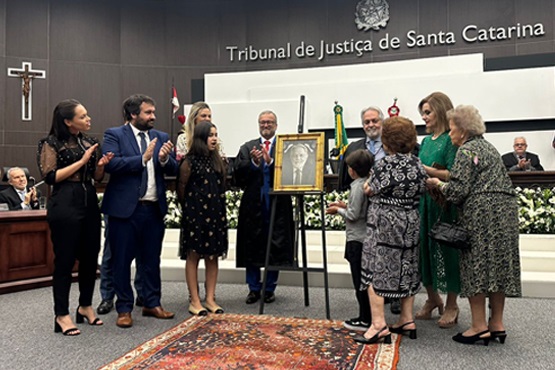 Cerimônia de posse do desembargador Altamiro de Oliveira como presidente do TJSC.  