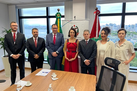 Presidente do TJSC com representantes de sindicatos