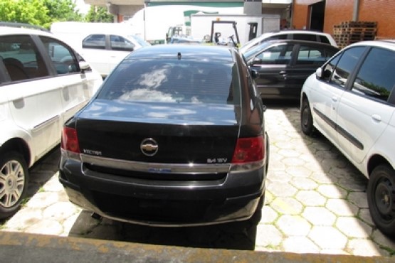 Carro estacionado.