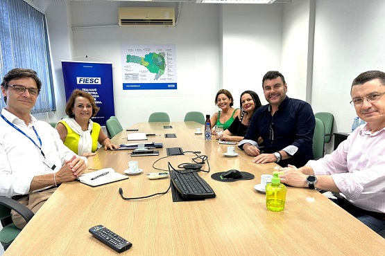 Reunião de nacionalização do programa Novos Caminhos.