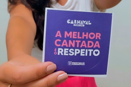 Adesivo da campanha Respeito na Folia.