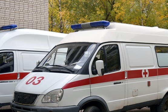 Imagem ilustrativa de ambulâncias.