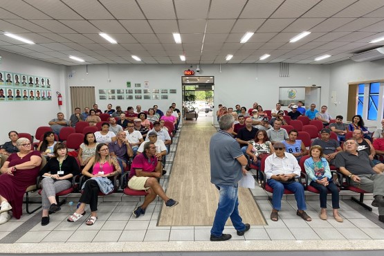 Entrega de títulos de propriedade em Guaramirim.