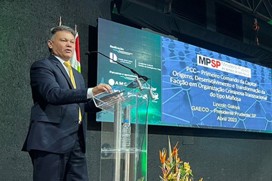 Palestra do promotor de justiça Lincoln Gakiya.