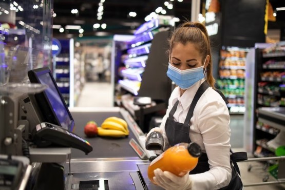 Caixa de supermercado.