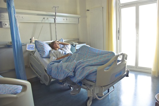 Sala de recuperação em hospital.