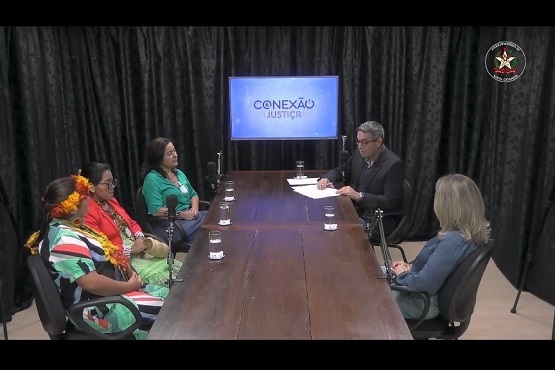 Gravação do podcast Conexão Justiça.