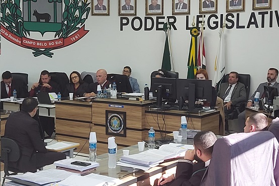Tribunal do júri em Campo Belo do Sul.
