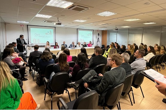 Solenidade de regulamentação do programa Mães do Judiciário.