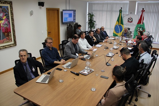 Reunião entre presidente do TJSC e Comitê de Governança de Tecnologia da Informação.