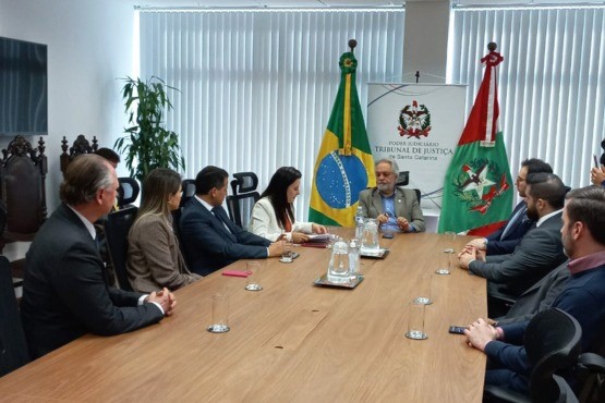 Entrega da lista com possíveis nomes para cargo de desembargador ou desembargadora.
