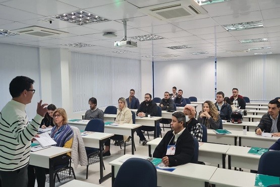 Redatores de acórdão em sala de aula.