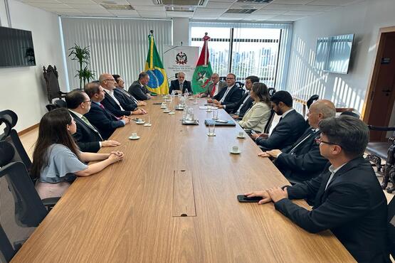 Reunião no Tribunal de Justiça de Santa Catarina.