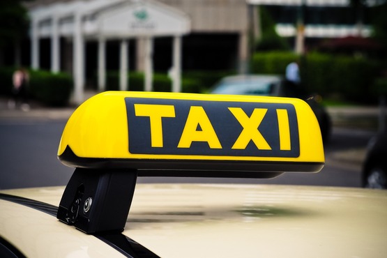 Placa de taxi.