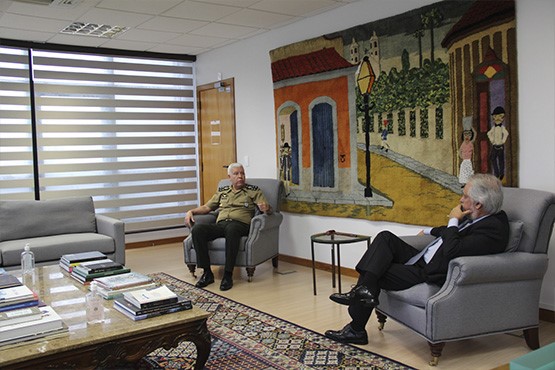 Reunião entre o TJSC e o Superior Tribunal Militar.