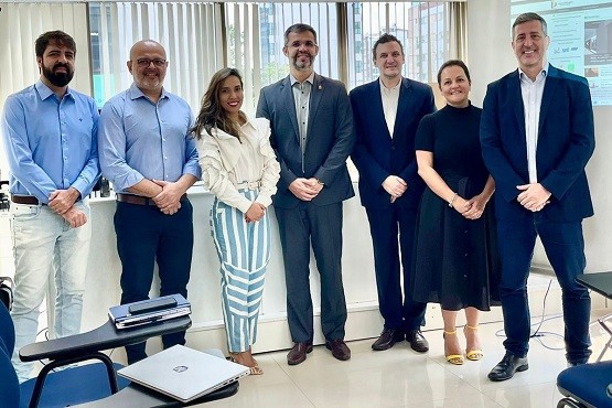 Servidores do TJSC e do TJPA.