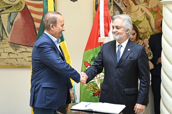 Presidente do TJSC e governador Jorginho Mello.