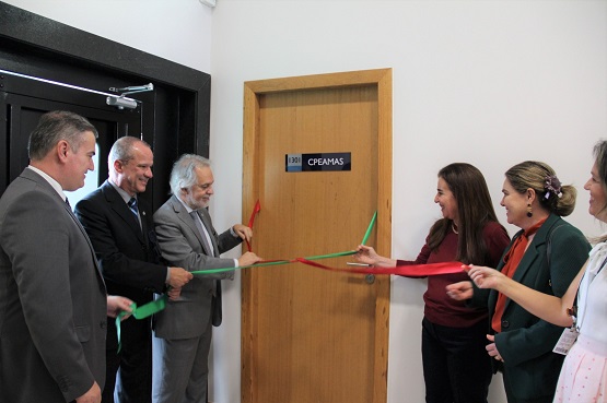Solenidade de inauguração de nova sala da CPEAMAS.