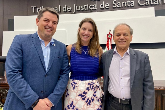 Magistrados.