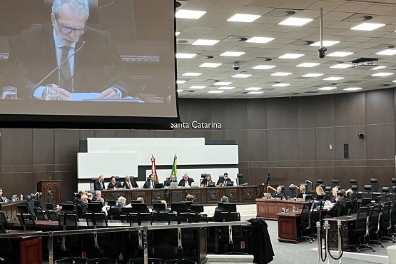 Sessão no Tribunal Pleno.