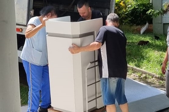 Entrega de doações.