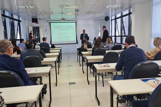 sistema acadêmico AJ