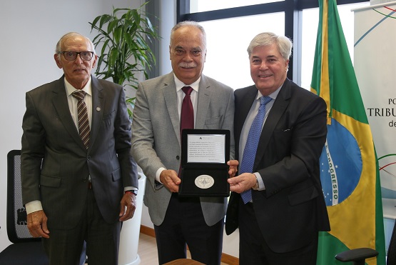 Homenagem ao desembargador Cid