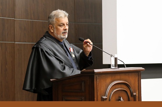 Renato Roberge toma posse