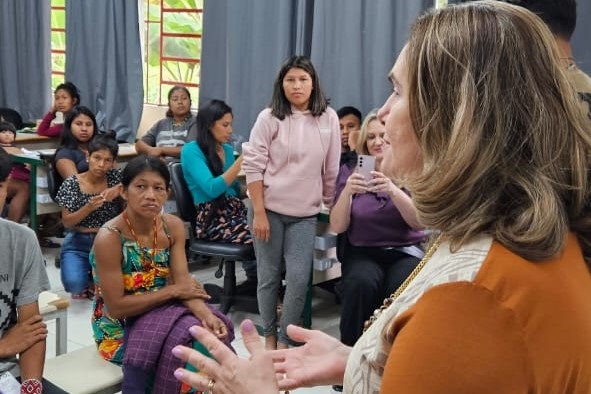 Cevid apresenta cartilha sobre a Lei Maria da Penha em guarani