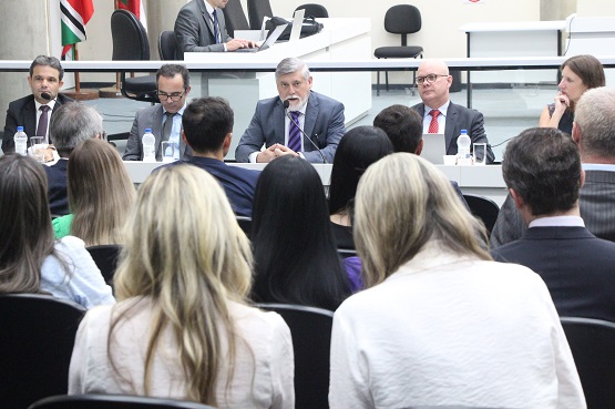 Magistradas em reunião com Corregedoria
