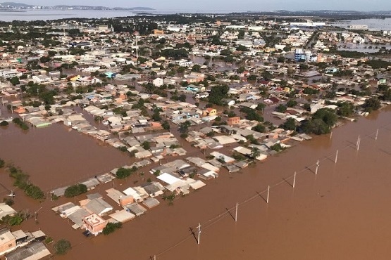 Imagem aérea das cidades afetadas pelas enchentes no estado de Rio Grande do Sul.