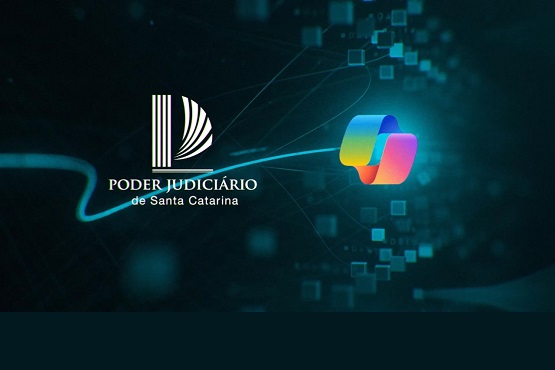 A imagem mostra uma tela de computador com um fundo escuro e elementos gráficos. No centro, há o logotipo do "Poder Judiciário de Santa Catarina", que consiste em um símbolo estilizado com linhas brancas e o texto "PODER JUDICIÁRIO de Santa Catarina" ao lado. Abaixo do logotipo, há um ícone colorido que parece ser o logotipo de um software ou aplicativo, com cores vibrantes em tons de azul, rosa, amarelo e verde, formando uma espécie de fita ou laço.
