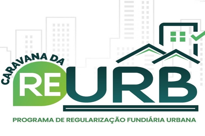 A imagem apresenta um logotipo com o texto "CARAVANA DA REURB" e abaixo "PROGRAMA DE REGULARIZAÇÃO FUNDIÁRIA URBANA". Há elementos gráficos que incluem contornos de prédios ao fundo e um símbolo em forma de casa verde com um check. As cores predominantes são verde e cinza.
