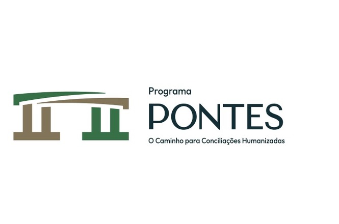 A imagem mostra o logotipo “Programa PONTES – O Caminho para Conciliações Humanizadas”, acompanhado de uma ponte estilizada em formas geométricas.