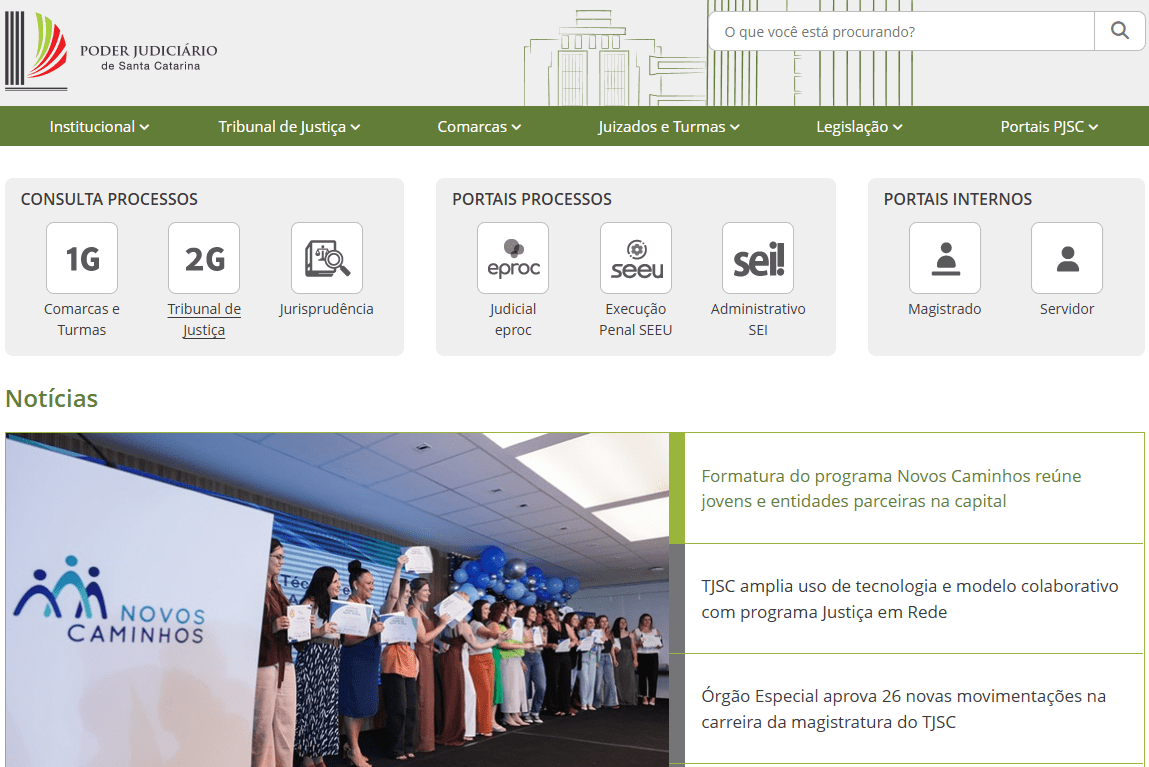 Recorte da página inicial do portal web do TJSC mostrando o topo modificado